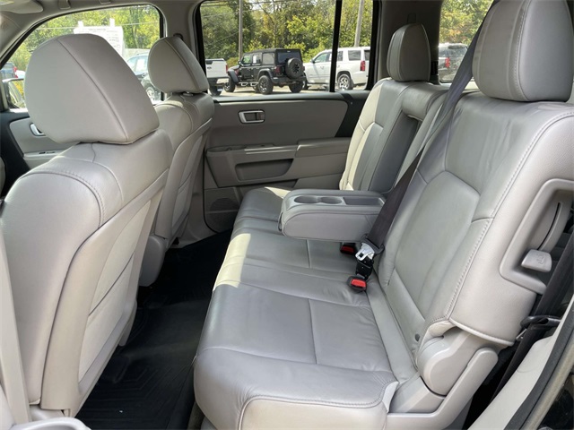 2015 Honda Pilot EX-L photo 11