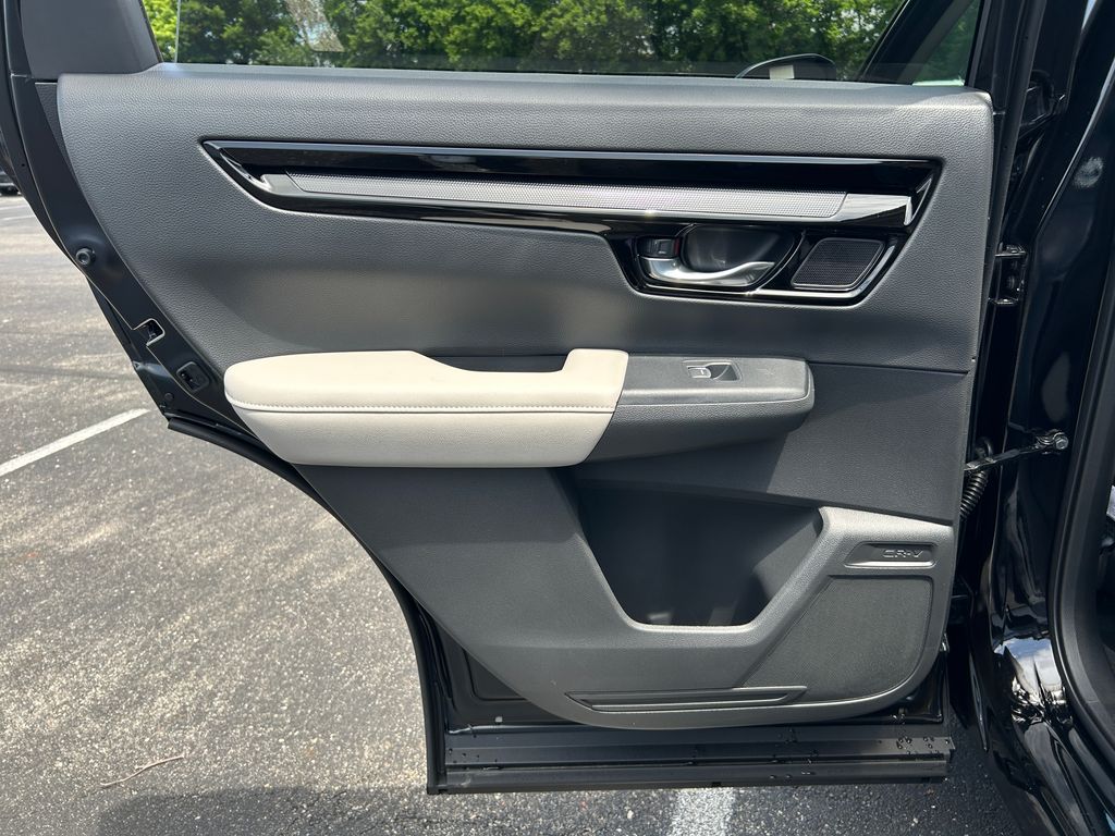 2026 Honda CR-V EX-L photo 17