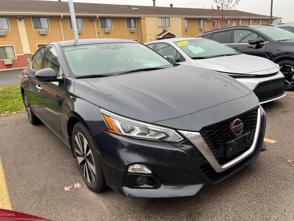 2020 Nissan Altima SV