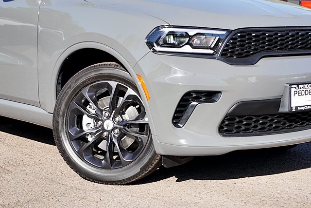 New 2026 Destroyer Gray Clear-Coat Exterior Paint Dodge GT image 4