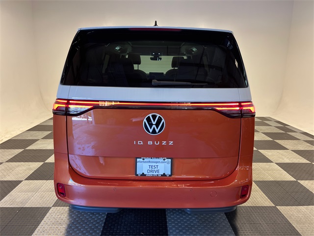 2025 Volkswagen ID. Buzz Pro Plus photo 4
