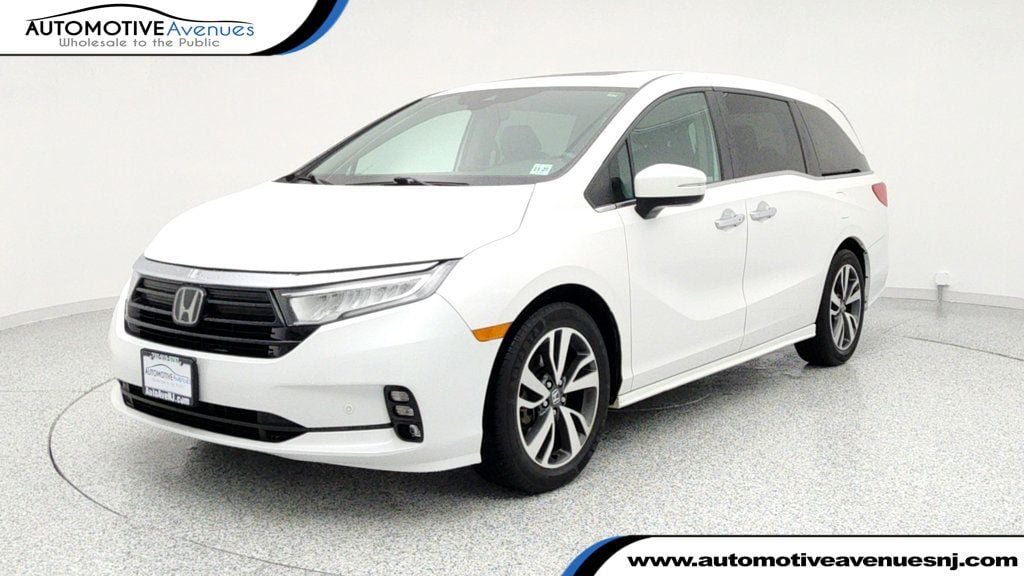 2023 Honda Odyssey Touring's photo