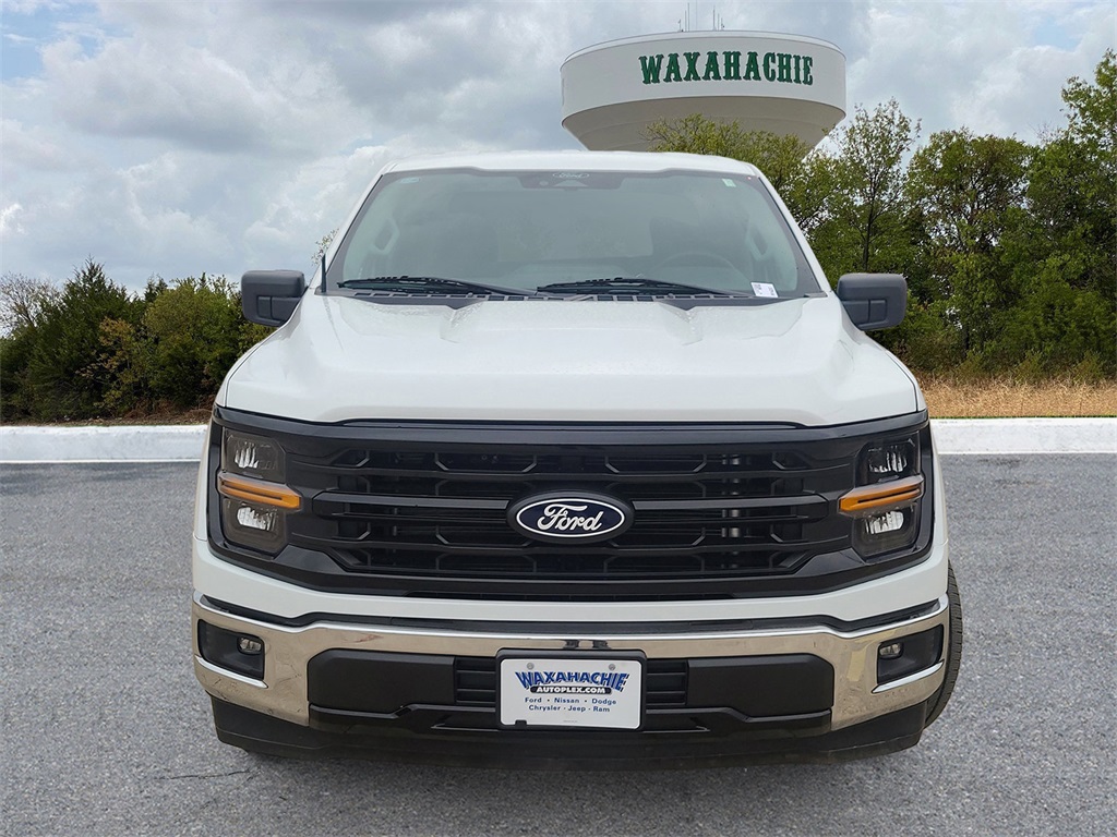 2025 Ford F-150 XLT photo 2