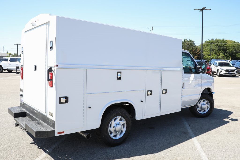 2026 Ford E-350 Base photo 12