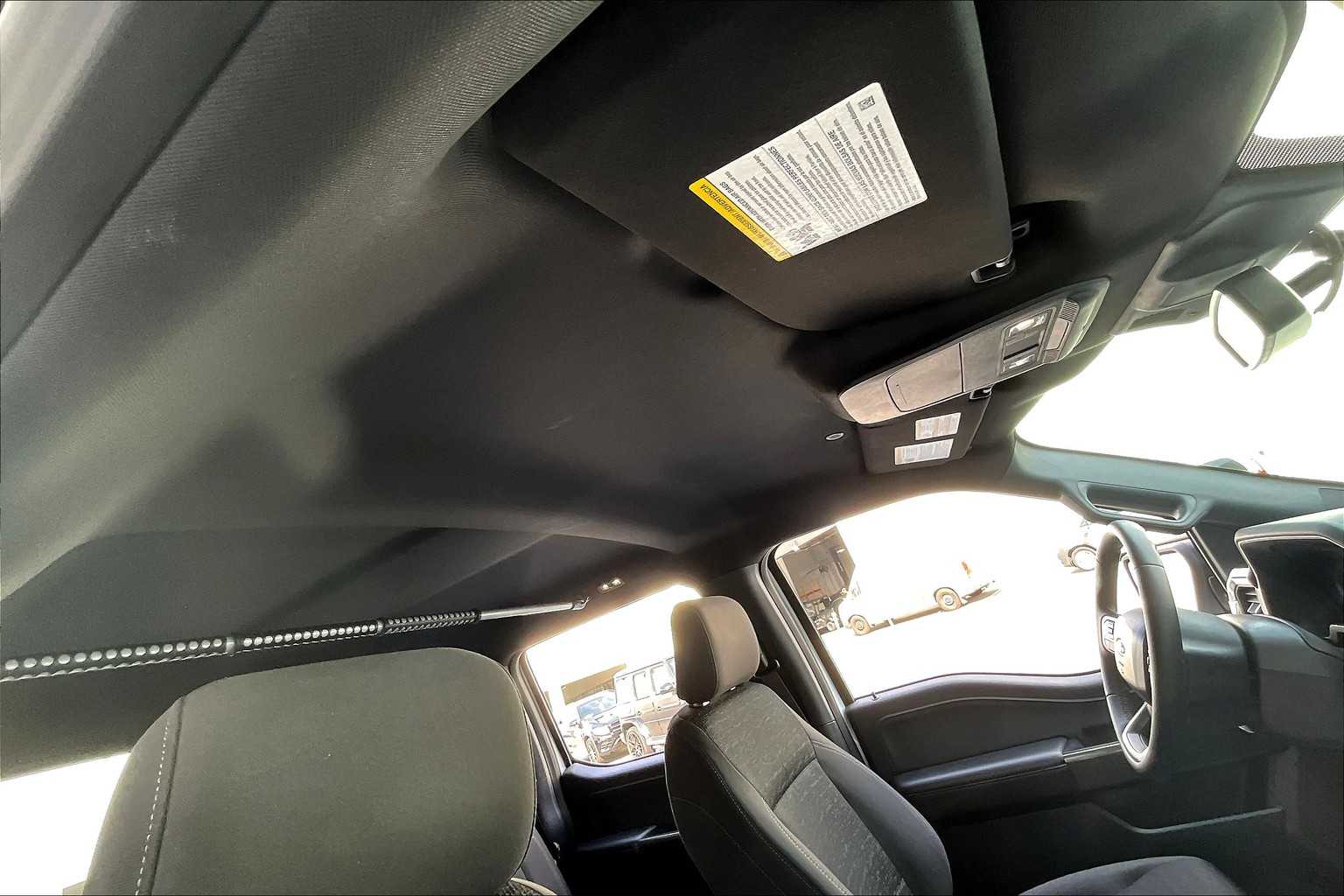 2023 Ford F-150 XLT photo 12