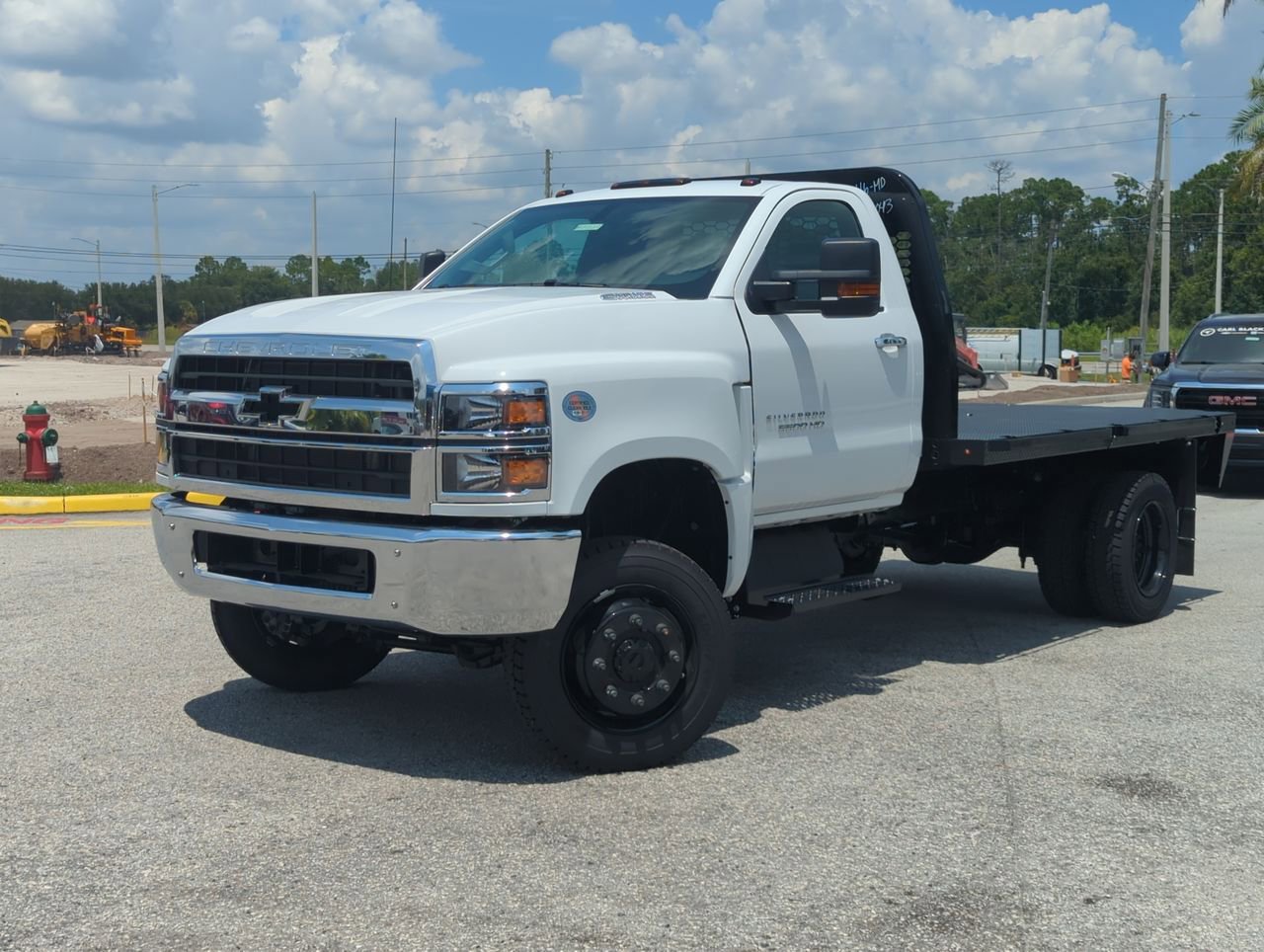 2024 Chevrolet Silverado 4500 Medium Duty Chassis Cab Work Truck's photo