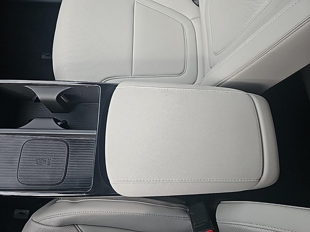 2025 Hyundai Tucson Limited photo 22