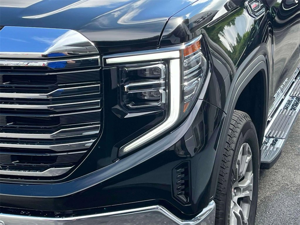 2025 Gmc Sierra 1500 SLT photo 9