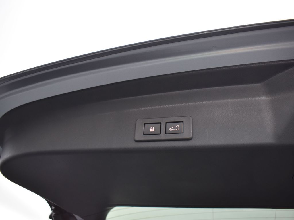 2025 Subaru Ascent Limited photo 22