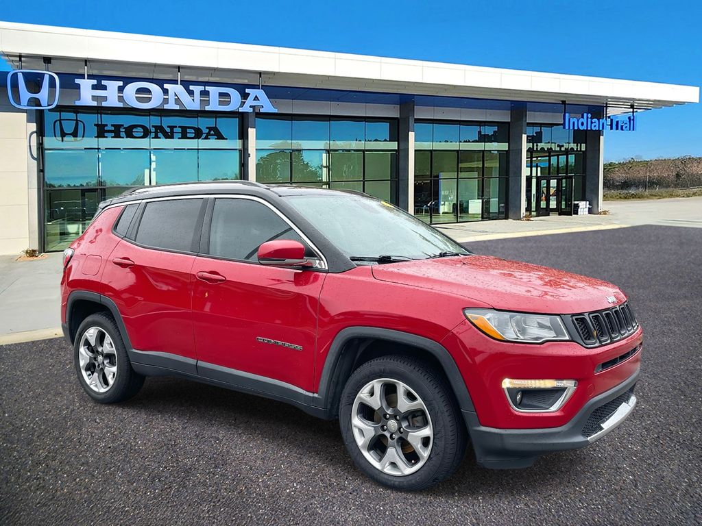 2018 Jeep Compass Limited's photo