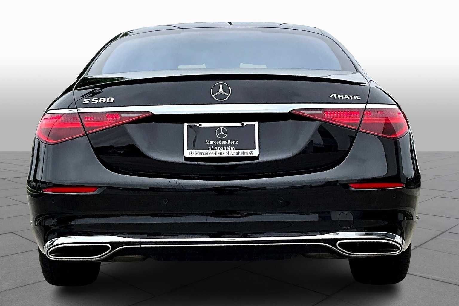 2022 Mercedes Benz S 580 4MATIC photo 3
