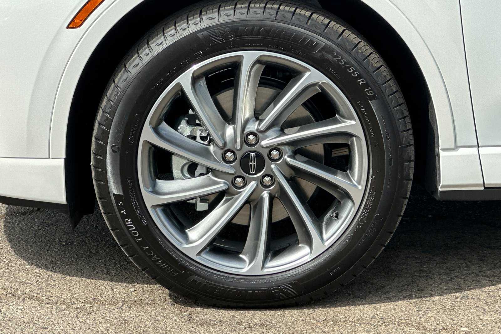 2025 Lincoln Corsair Grand Touring photo 29