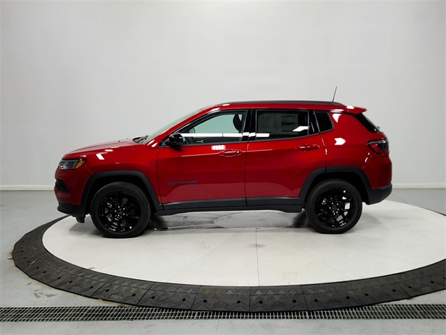 2025 Jeep Compass Latitude photo 3