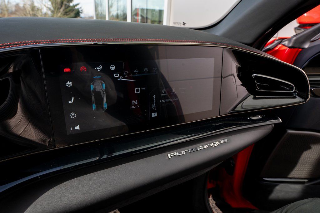2024 Ferrari Purosangue photo 18