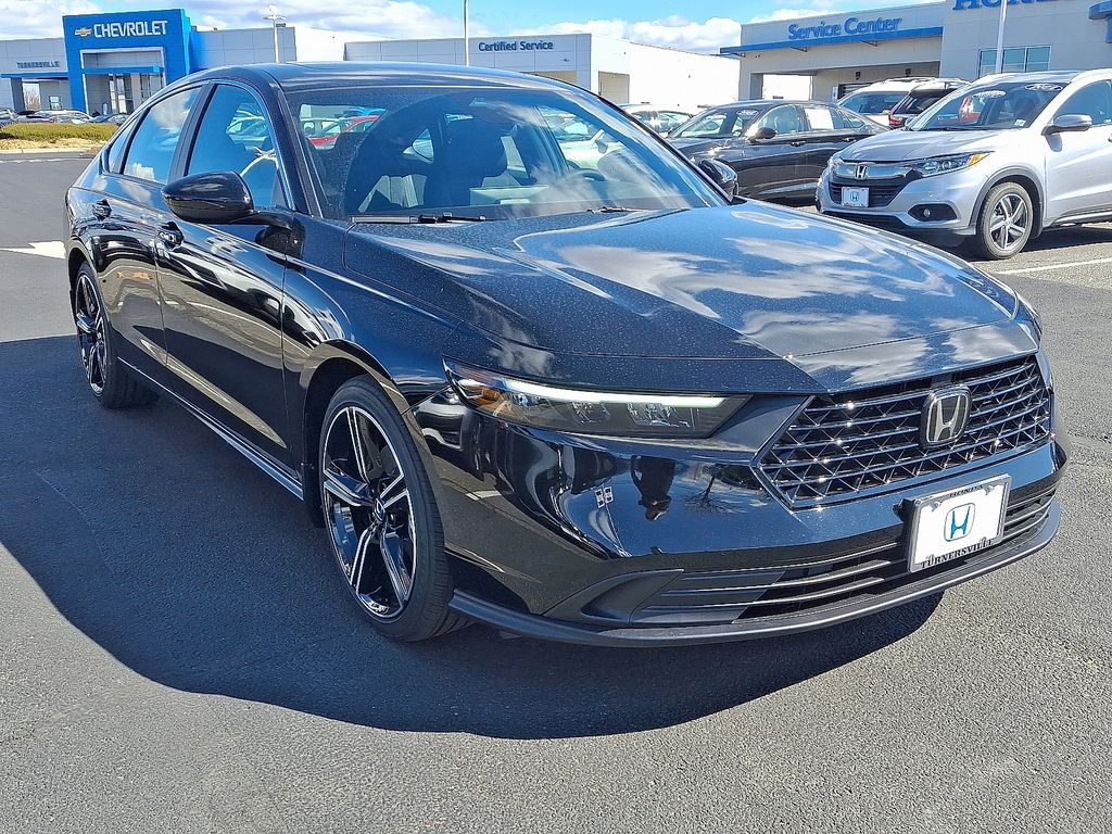 2025 Honda Accord Hybrid Sport photo 2