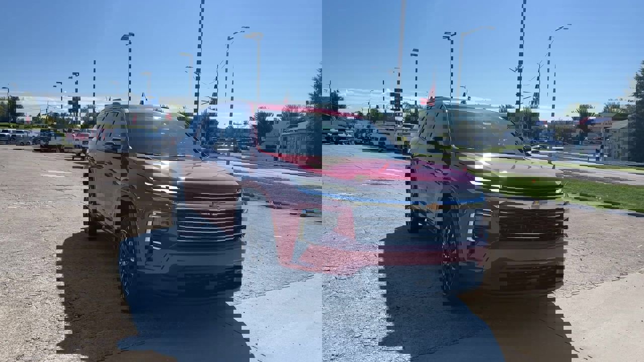 2026 Chevrolet Traverse photo 3