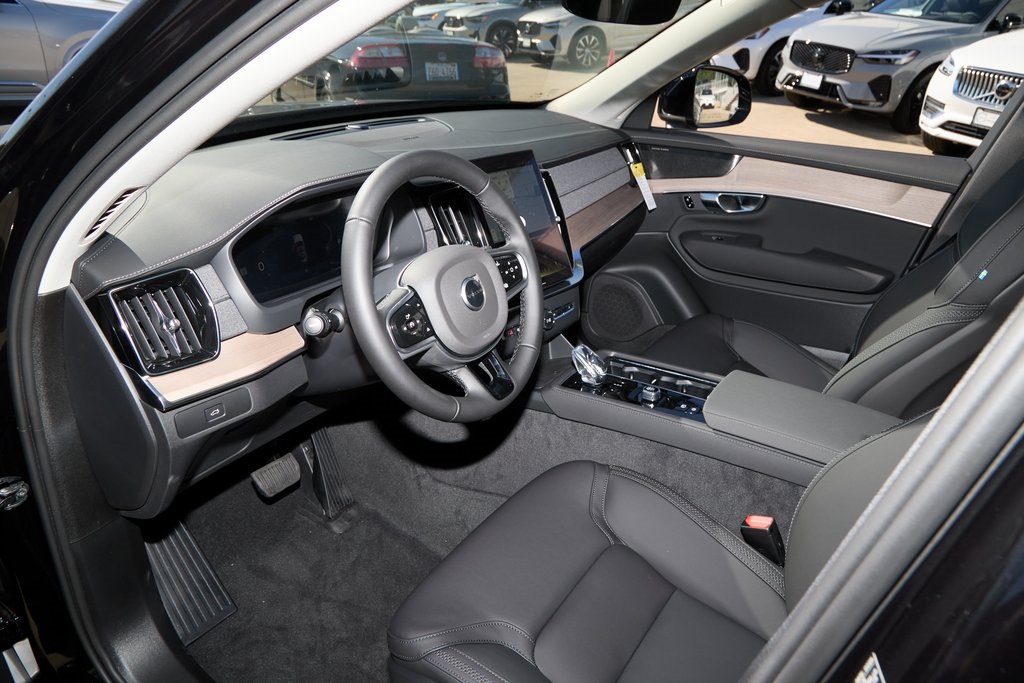 2026 VOLVO XC90 - Image 19