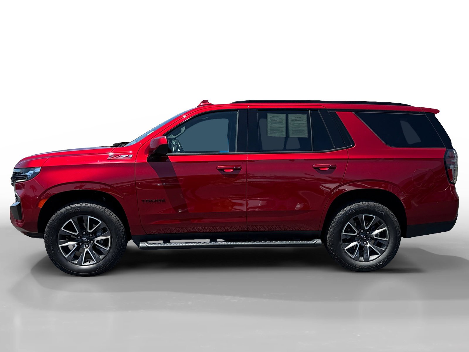 2021 Chevrolet Tahoe Z71 photo 2