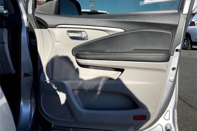 2022 Honda Pilot Special Edition photo 19
