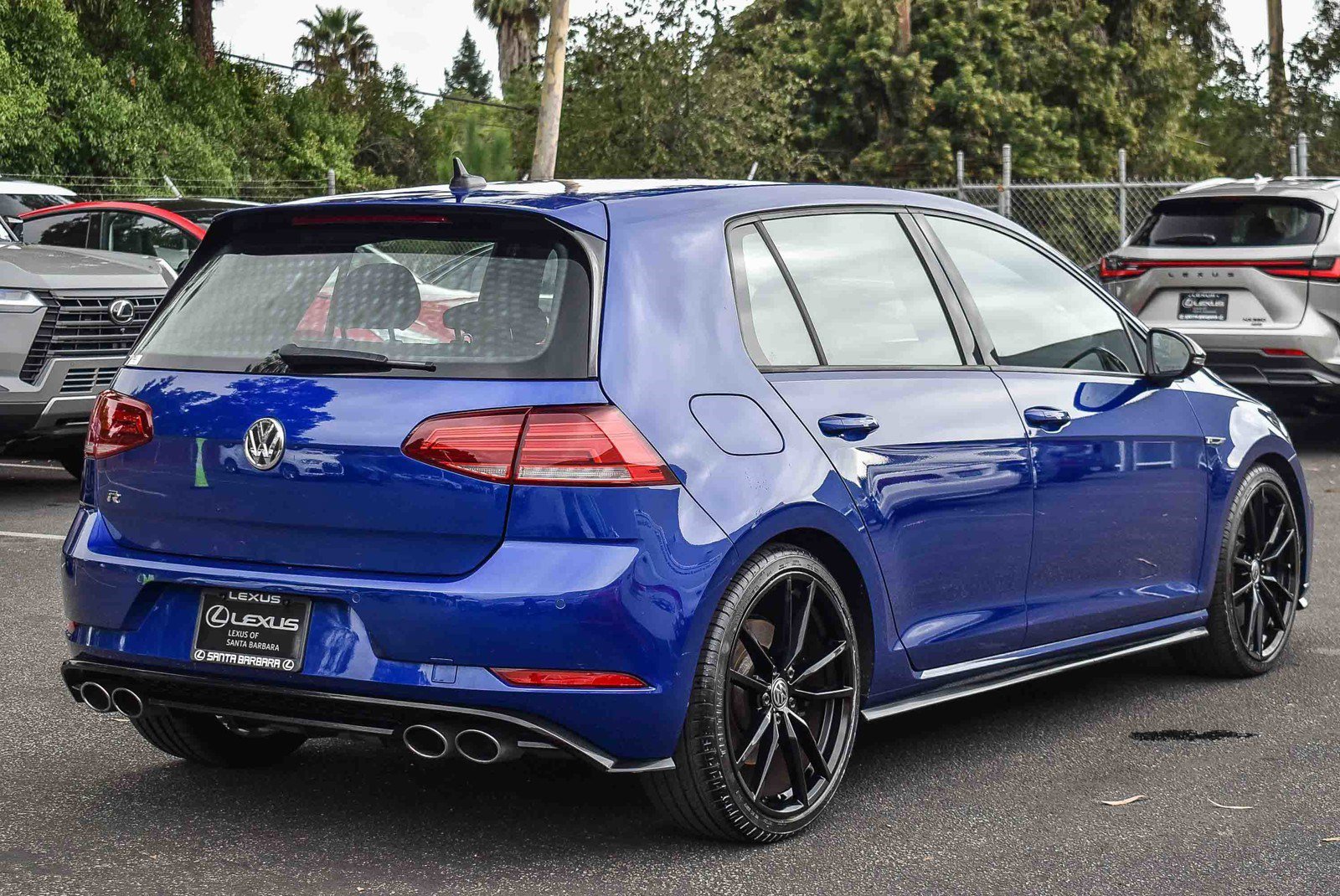 2019 Volkswagen Golf R 4Motion photo 3