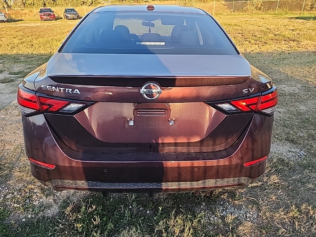 2021 Nissan Sentra SV photo 4