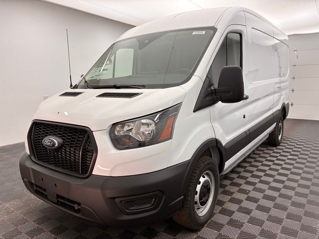 2025 Ford Transit photo 3