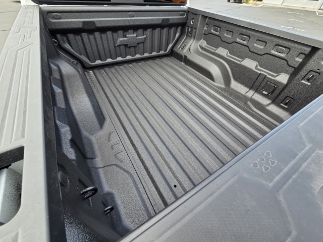 2025 Chevrolet Colorado ZR2 photo 14