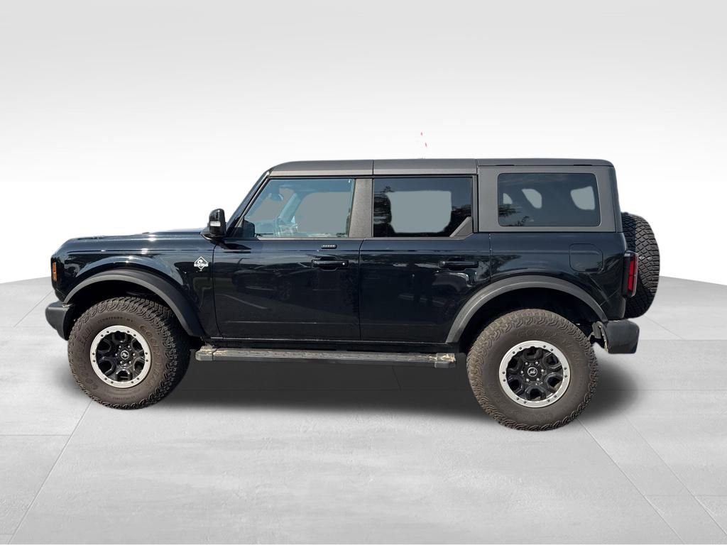 2022 Ford Bronco Outer Banks photo 4