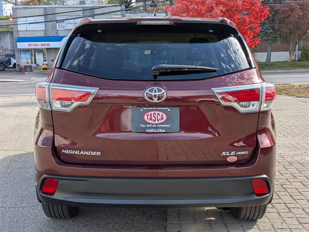 2015 Toyota Highlander XLE photo 4