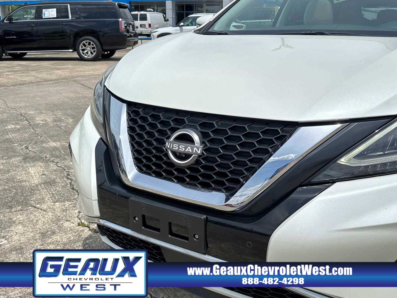 2023 Nissan Murano SL photo 3