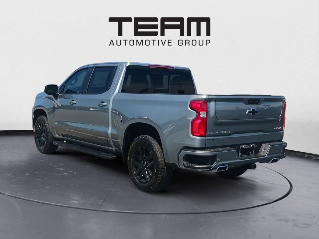 2025 Chevrolet Silverado 1500 RST photo 5