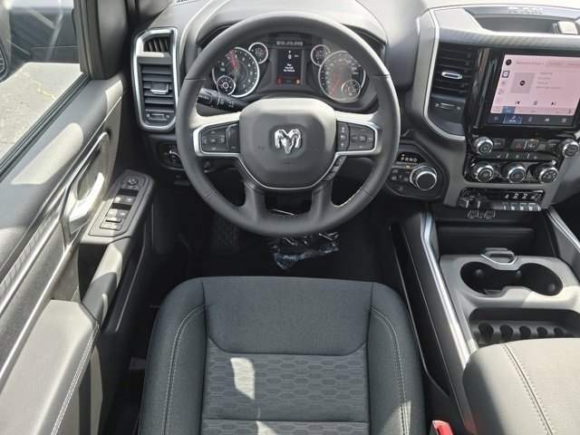 2025 Ram 1500 Big Horn photo 3