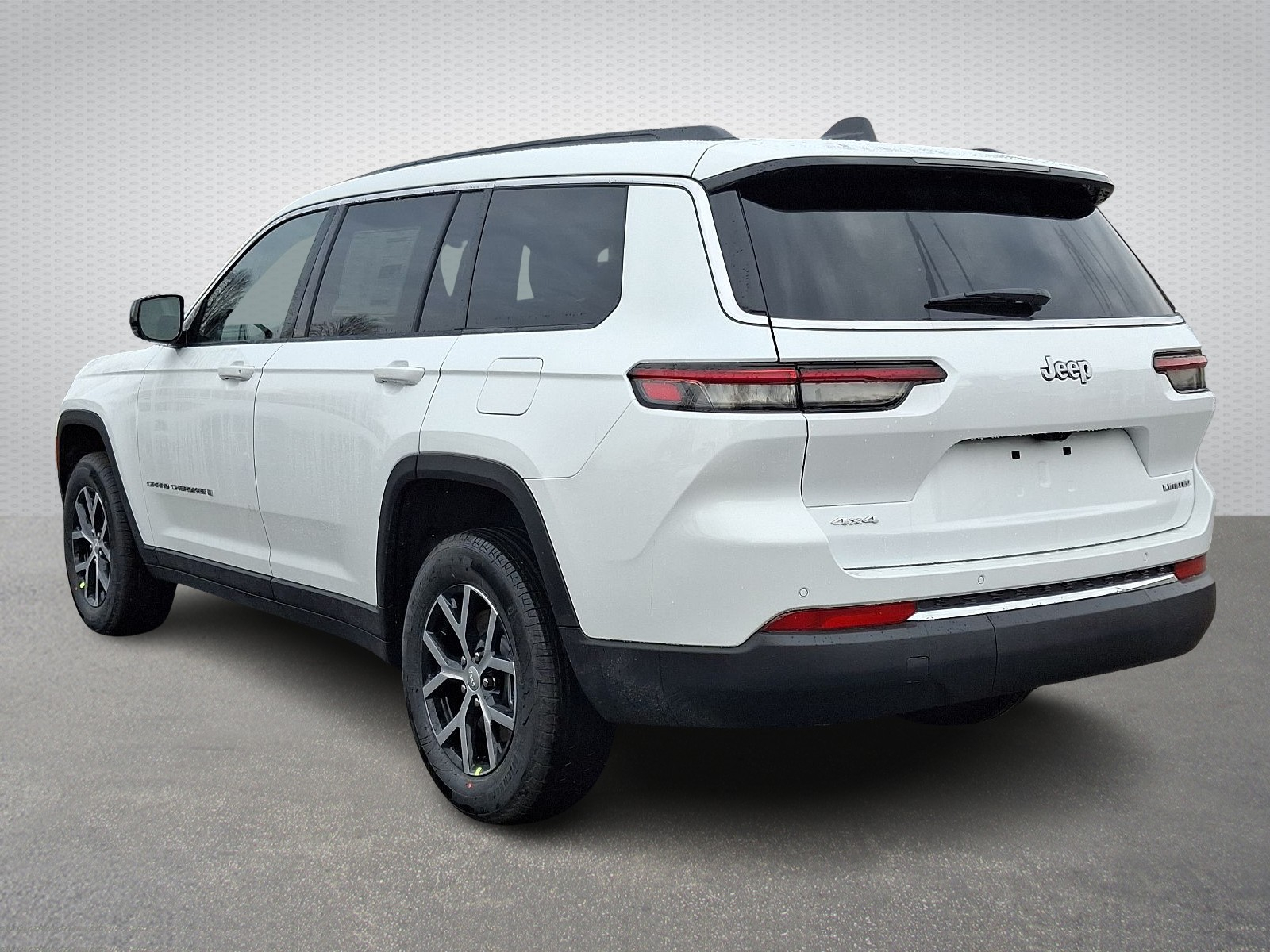 2025 Jeep Grand Cherokee Limited photo 4