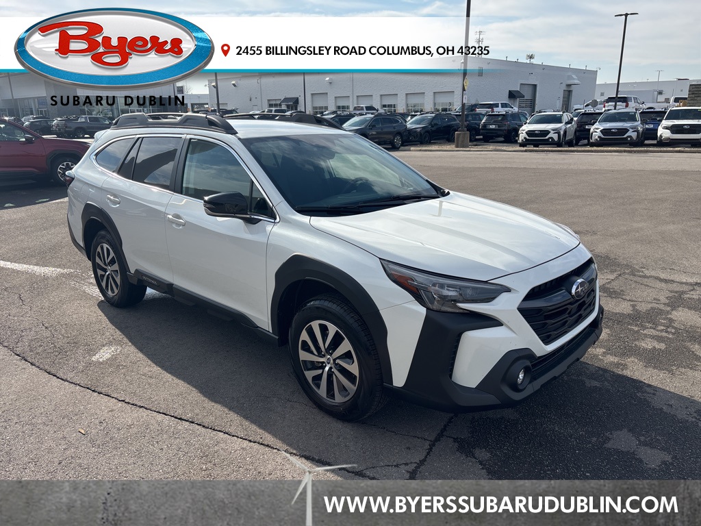 2025 Subaru Outback Premium's photo