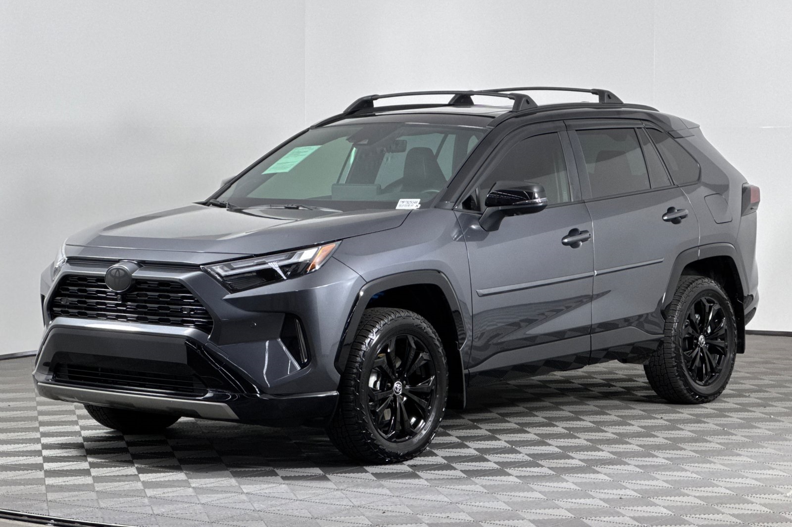 2024 Toyota RAV4 Hybrid XSE photo 8