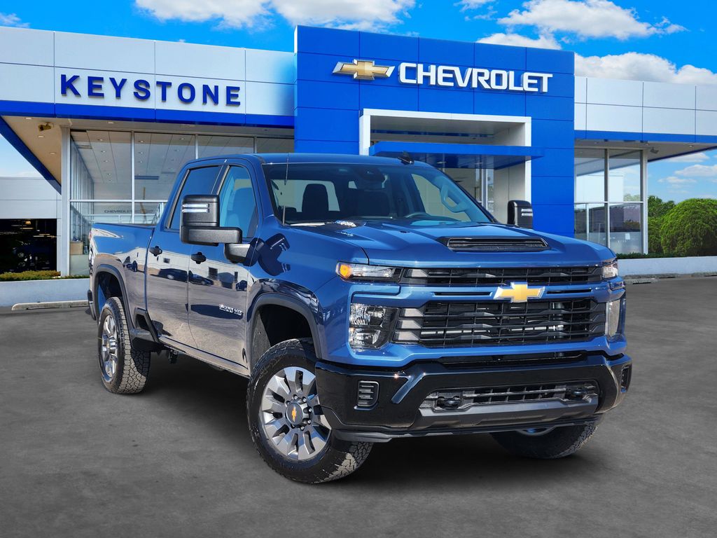 2026 Chevrolet Silverado 2500HD Custom's photo