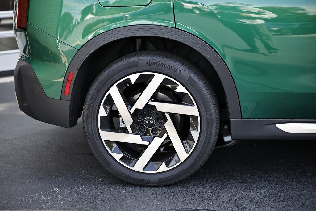 2025 Mini Cooper S ALL4 photo 6