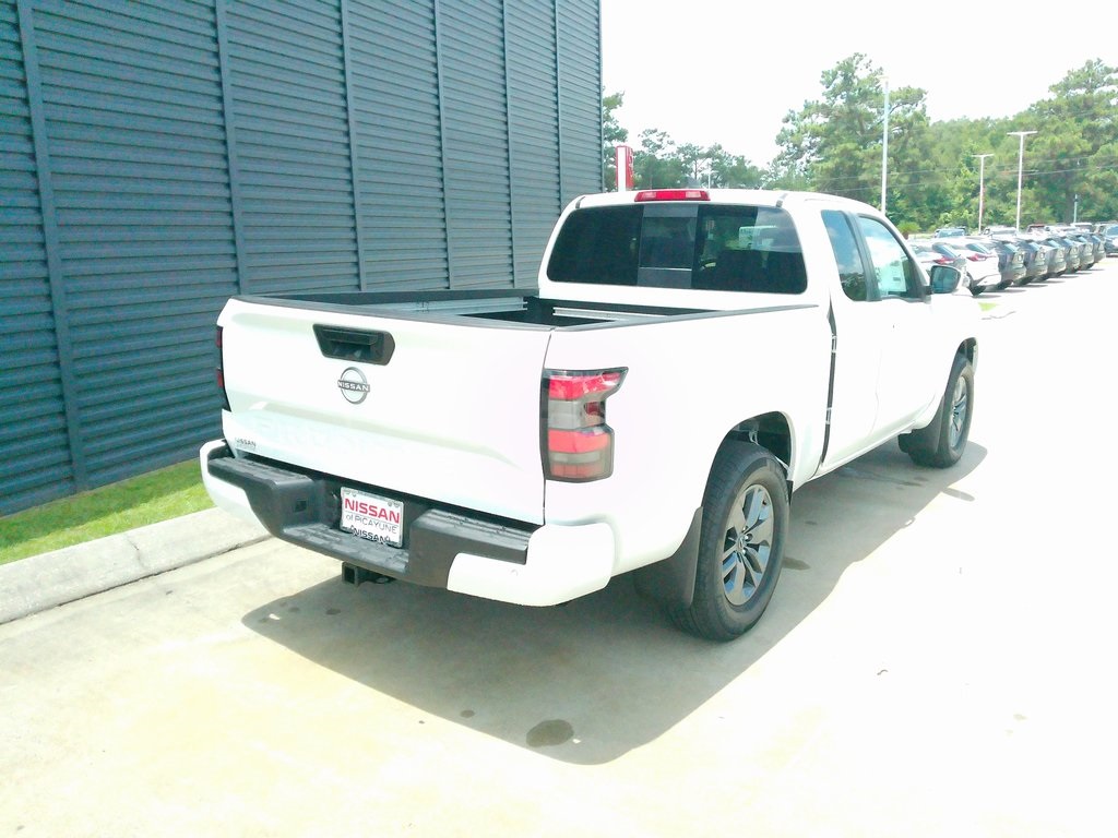 2025 Nissan Frontier King Cab SV photo 3
