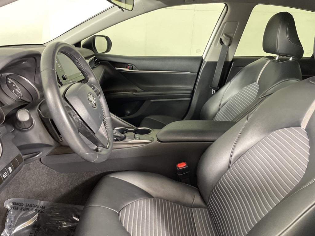 2024 Toyota Camry SE photo 18