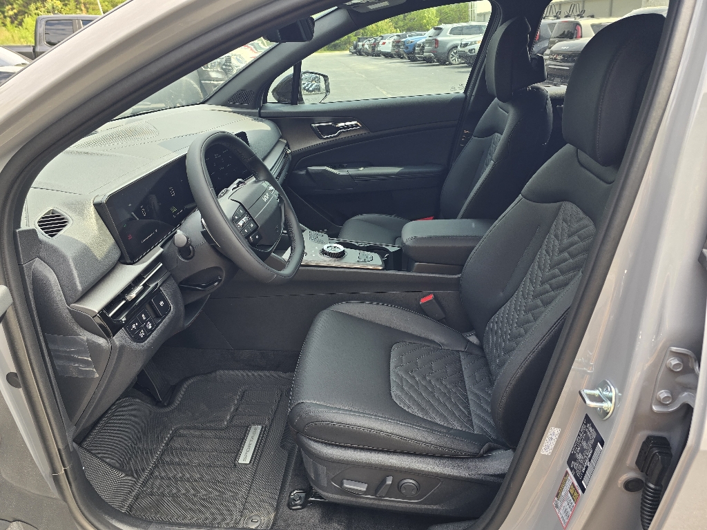 2026 Kia Sportage EX X-Line photo 4