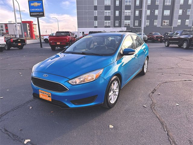 2016 Ford Focus SE's photo