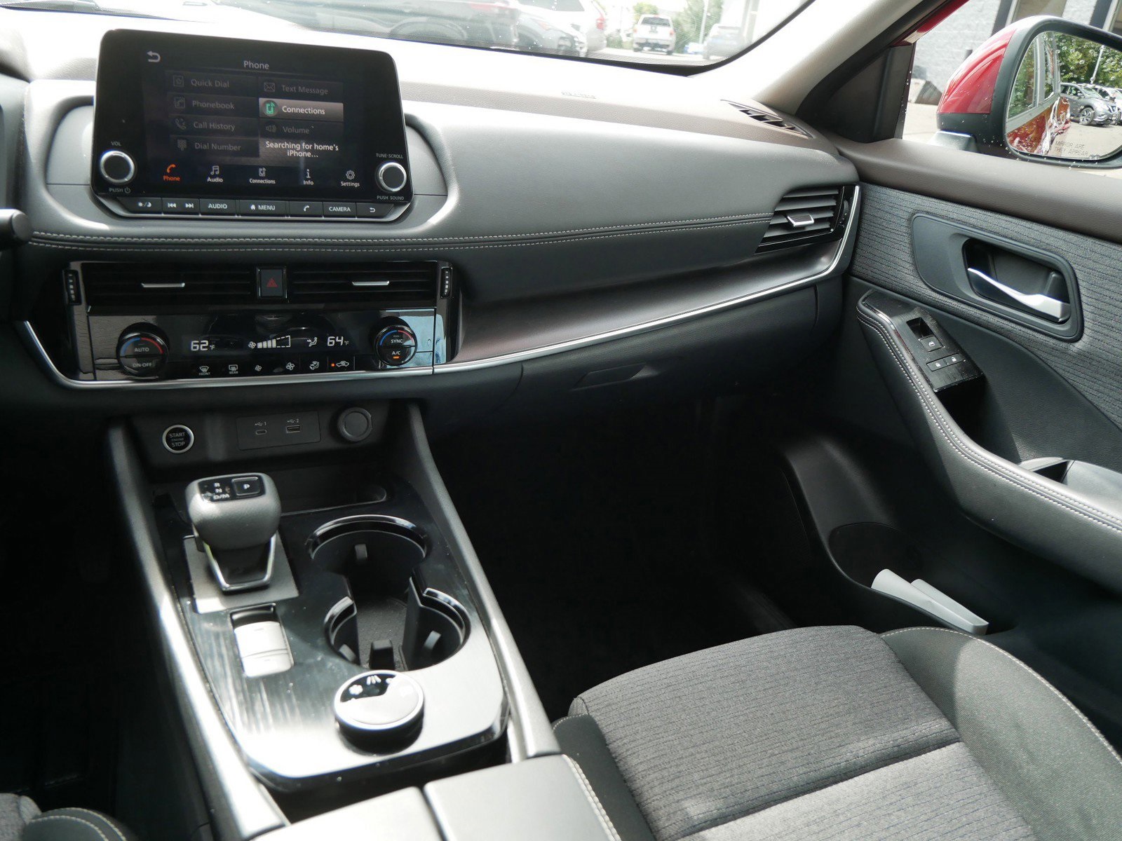 2022 Nissan Rogue SV photo 13