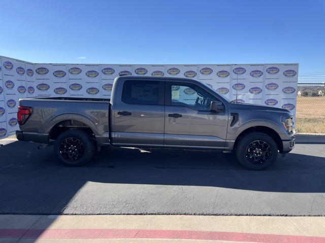 2026 Ford F-150 STX's photo
