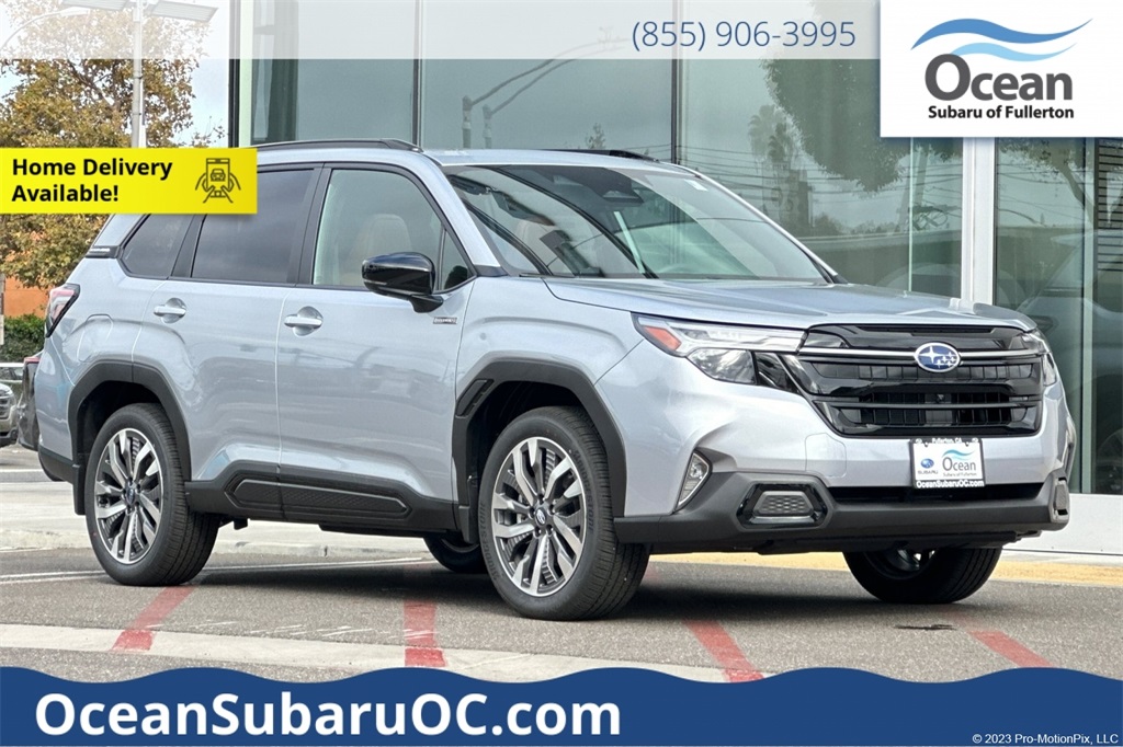2025 Subaru Forester Touring's photo