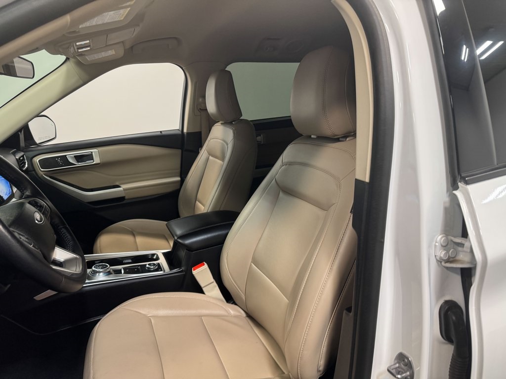 2023 Ford Explorer XLT photo 53