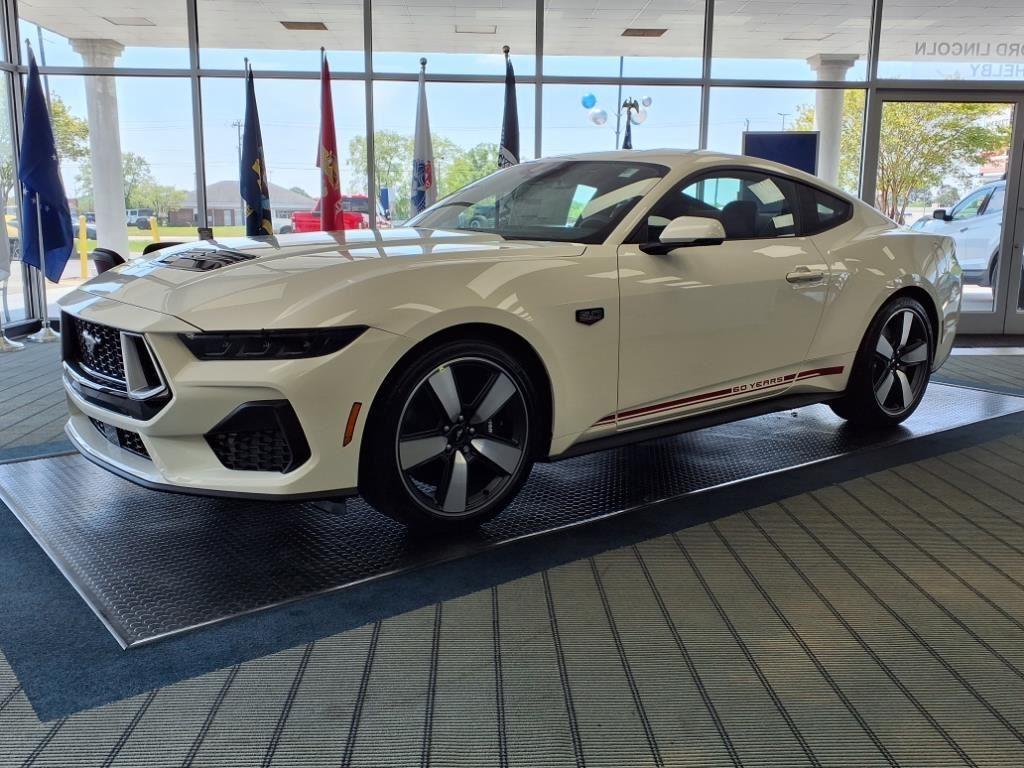 2025 Ford Mustang GT Premium's photo