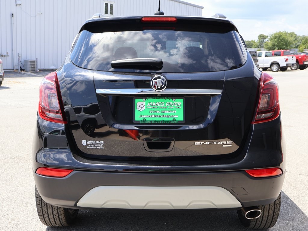 2022 Buick Encore Preferred photo 3