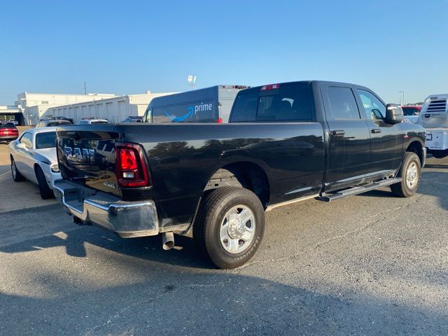 2025 Ram 2500 Tradesman photo 4