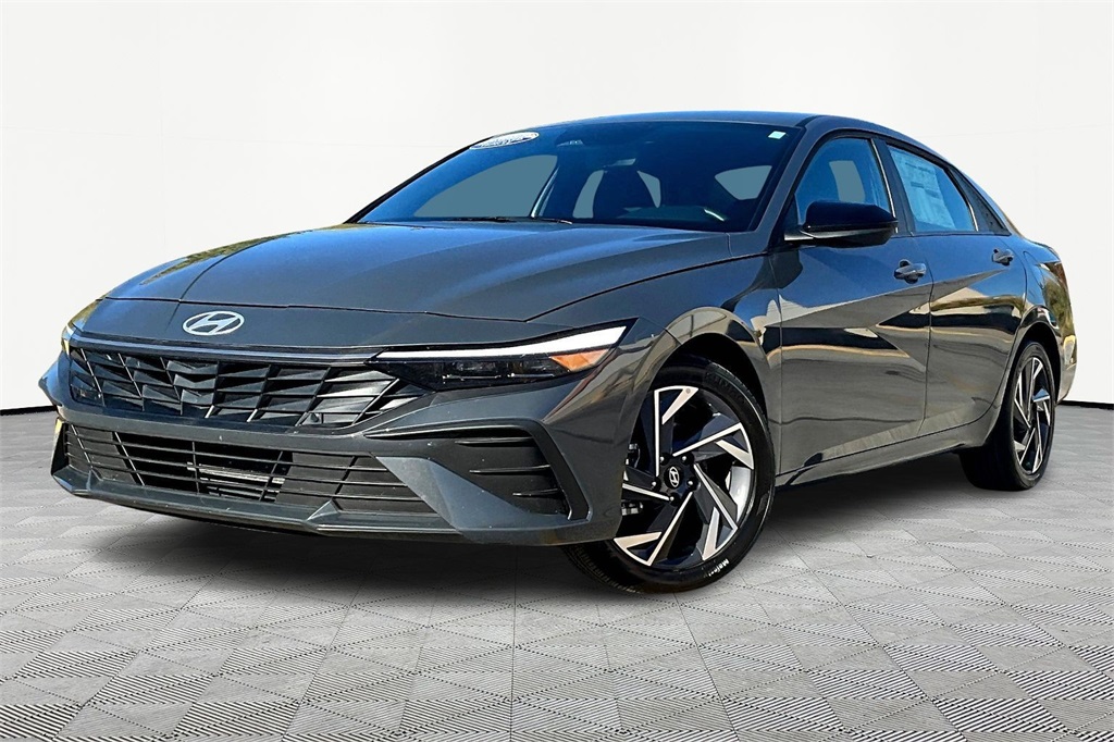 2025 Hyundai Elantra SEL