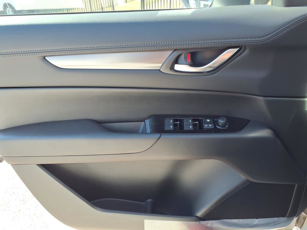 2025 Mazda CX-5 2.5 Select photo 12